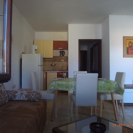 Apartmani Mw , Zuti Apartman Baska  Exterior photo